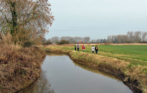 Walking by the beck towards Nafferton/photo by Sheila Button,Jan 2009