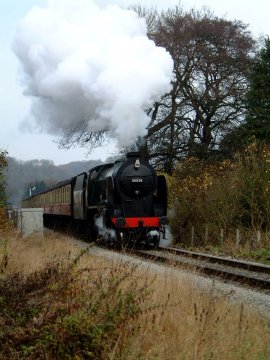 SR 30926 'Repton' at Newbridge Crossing/Photo by Arnold Underwood